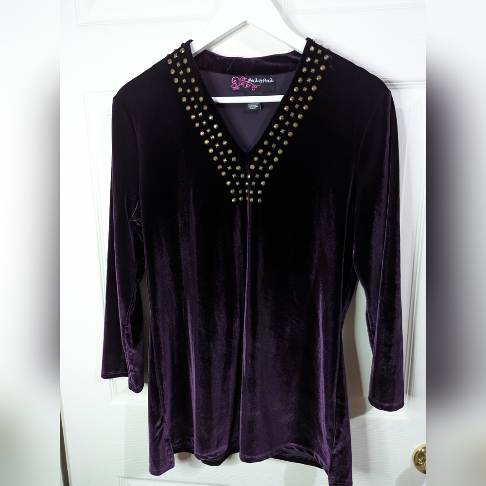 Peck & Peck dark purple velour long tunic with metal accents size medium